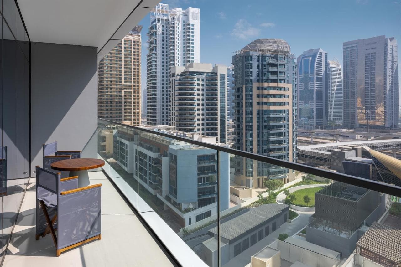 Vida Dubai Marina & Yacht Club - image 2