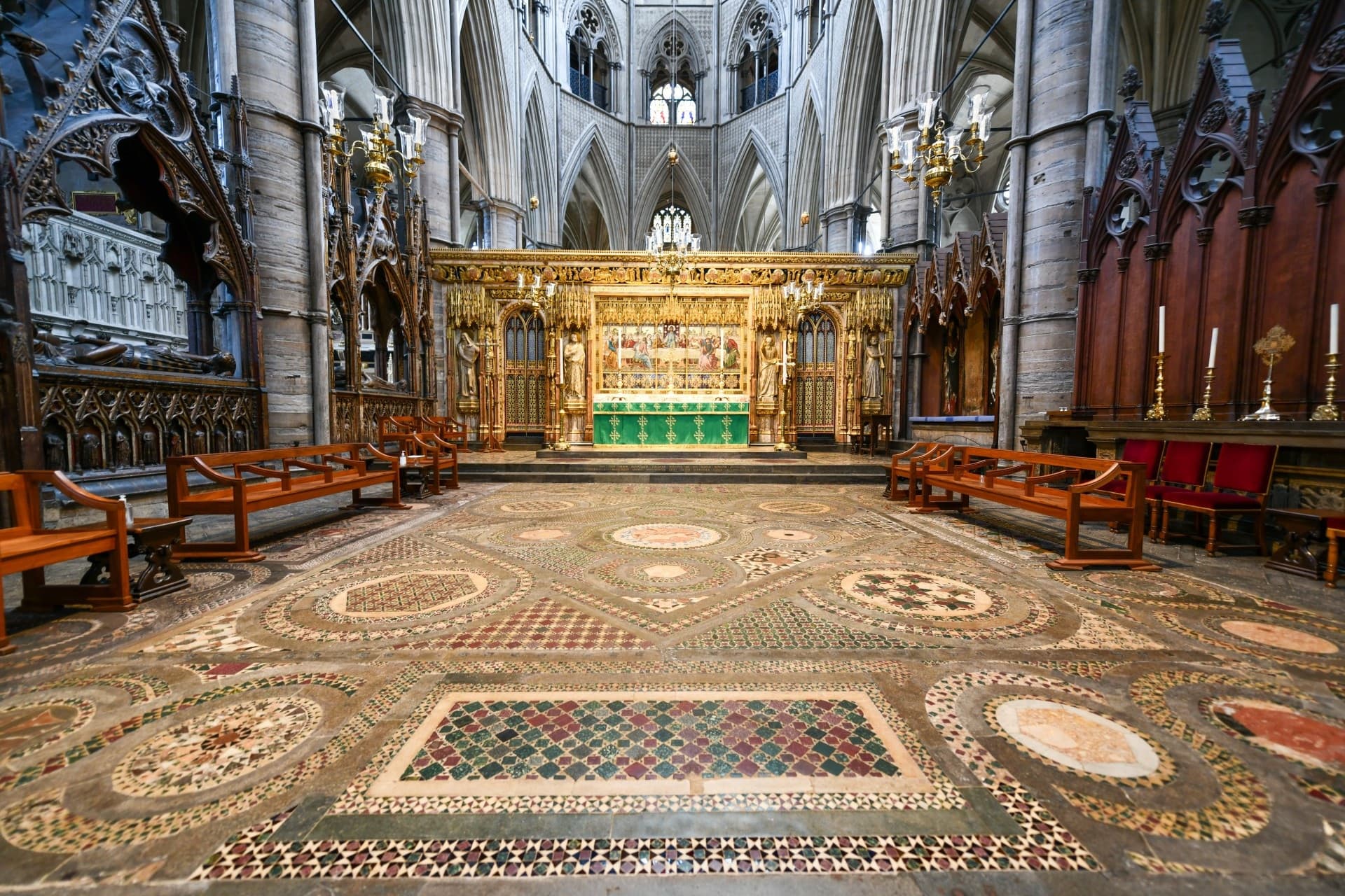 Westminster Abbey and Central London Half-Day Guided Walking Tour - image 4