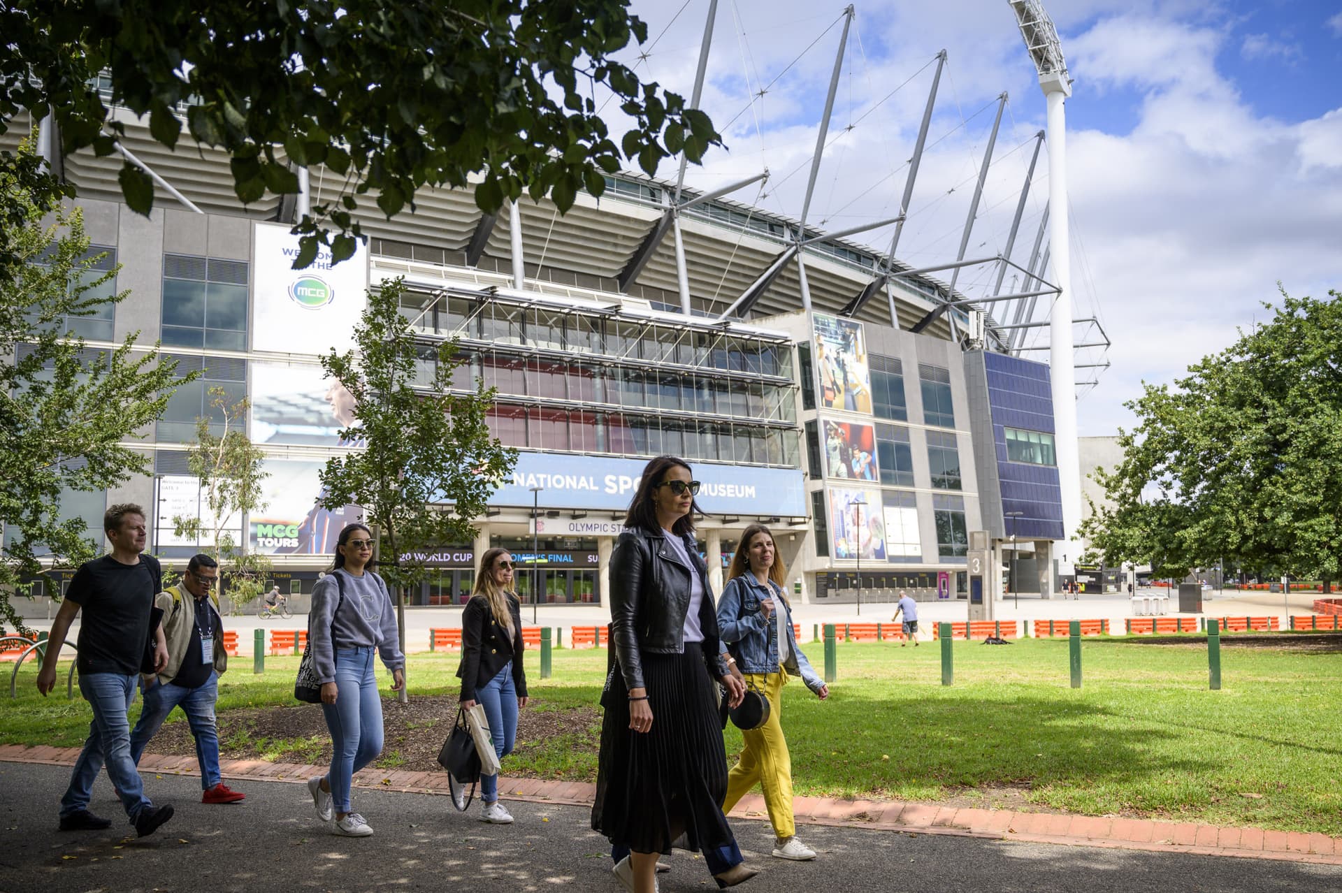 Melbourne Sports Experience + Melbourne Cricket Grounds Tour - image 3